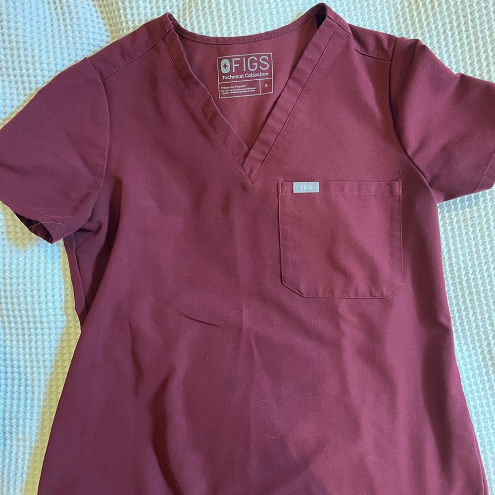 Figs scrubs burgundy